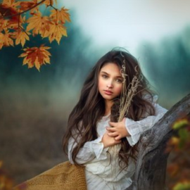 Lisset Perrier Photography – Photoshop Edit “Glowing Girl” Free Download